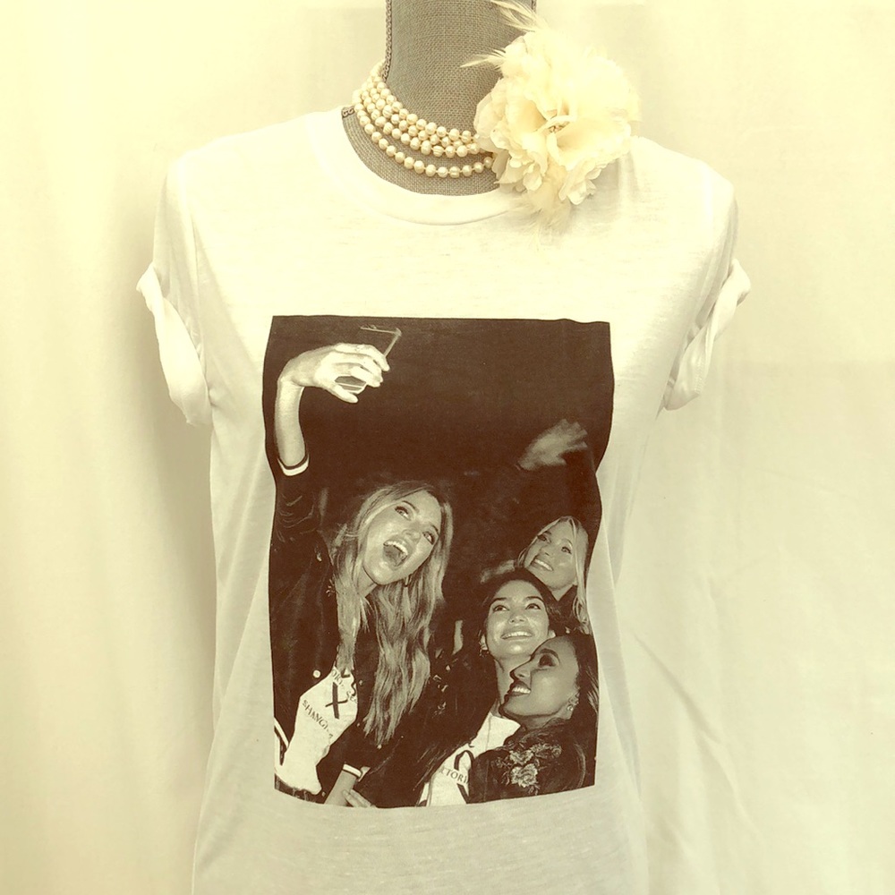 Victoria’s Secret supermodel selfie Tee S|P - Picture 1 of 8